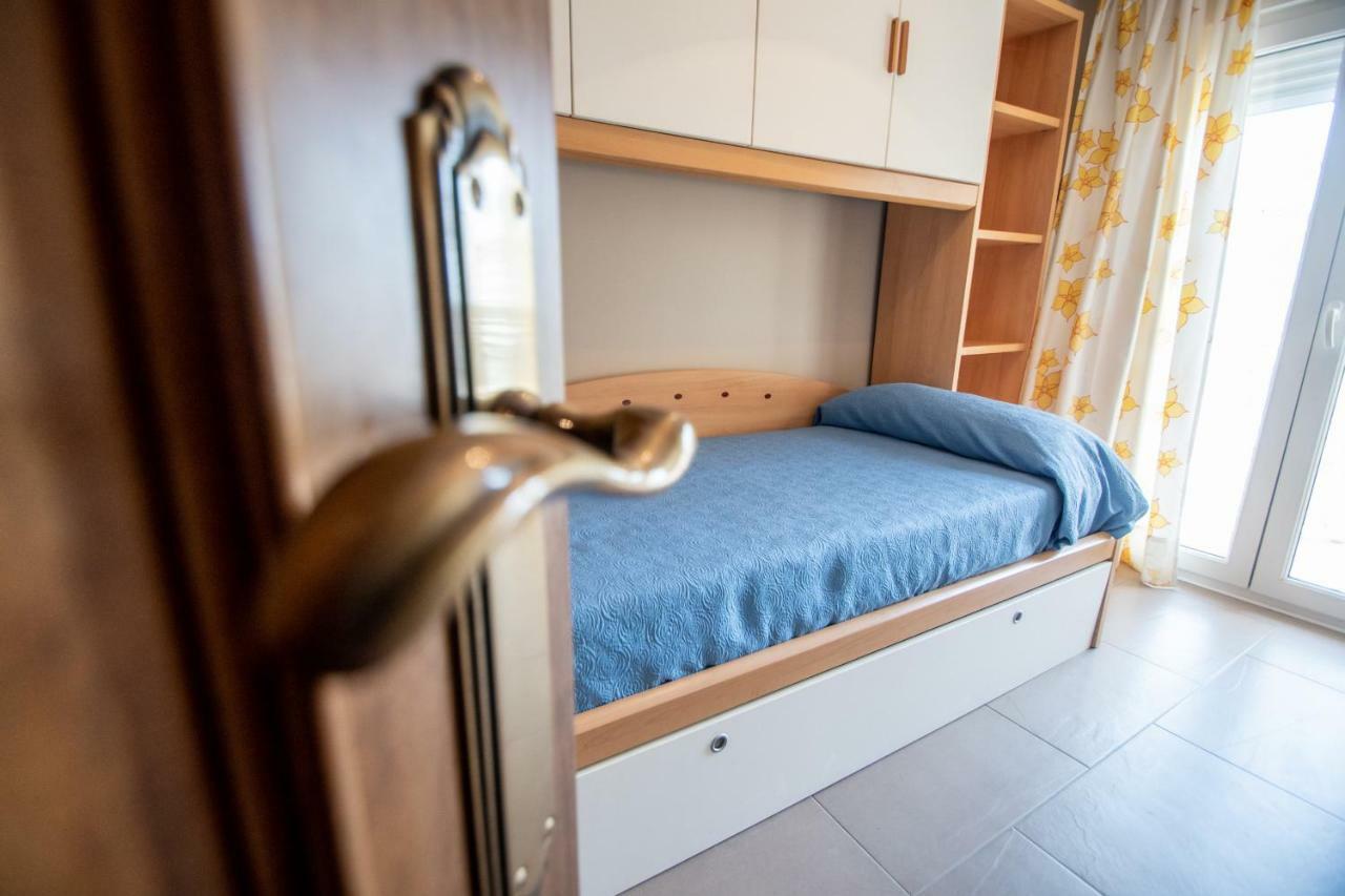 Apartamento Paseo Maritimo 27 Cádiz Eksteriør billede